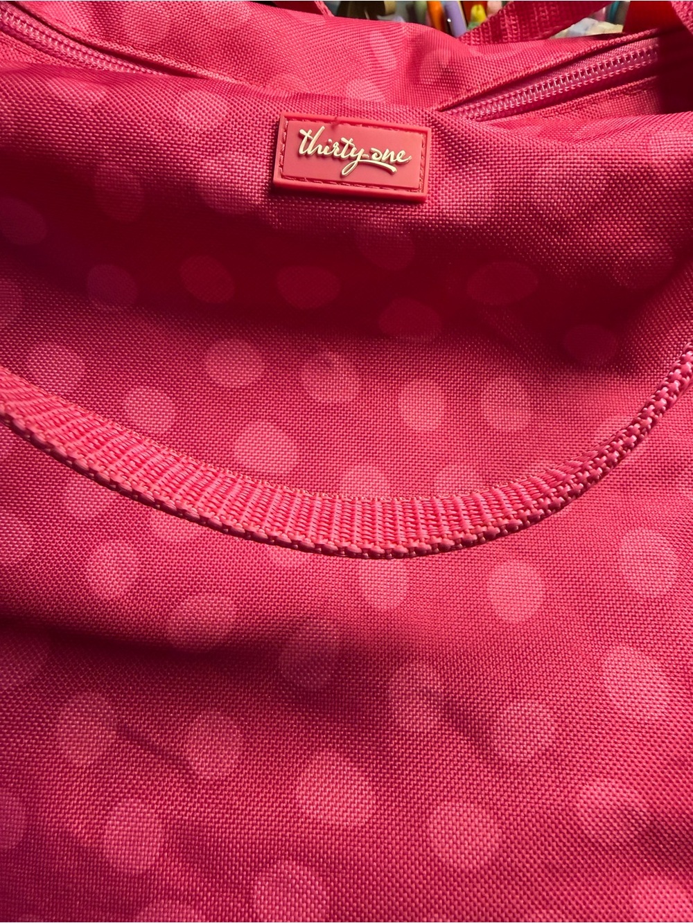 thirty-one Hot Pink Polka Dot Tote/gym Bag w/handles, no shoulder strap - Picture 2 of 11
